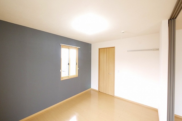 リビングタウン州見台　Ｄ棟の洋室|個人の部屋や寝室として使える洋室です