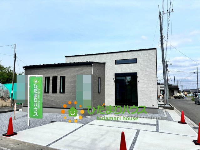 ワイウッドコート古河市大堤第５期　新築一戸建て　01