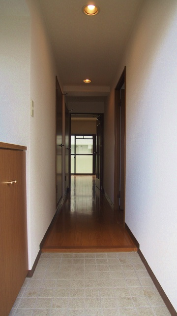 グリーンビル旗崎【キャッシュバック対象物件】の玄関|シンプルで使いやすい玄関です