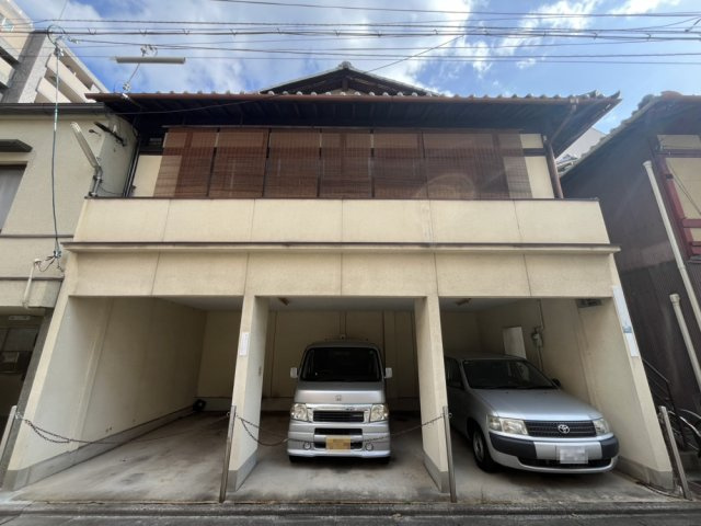 中京区突抜町事務所