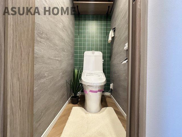 コスモヒルズ永田山王台 の玄関|玄関横には、たっぷり収納の大型シューズボックスも嬉しい設備です♪