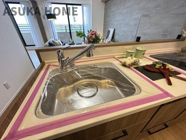 コスモヒルズ永田山王台 の浴室|浴室暖房乾燥機があるので、浴室環境もボタン一つで過ごしやすいバスタイムになります。