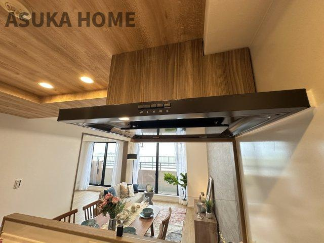 コスモヒルズ永田山王台 の洋室|開放感あふれるお部屋です。穏やかに過ごす心地の良い時間が流れます。
