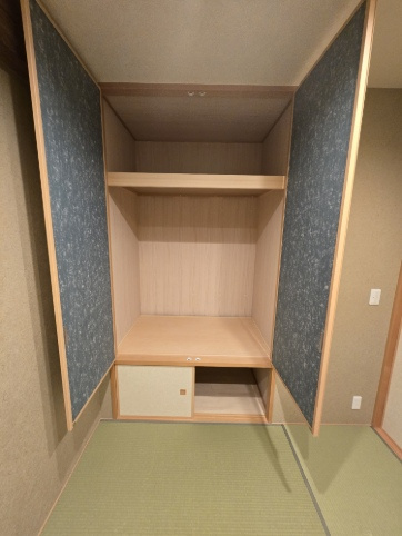 四条烏丸クロスマークの収納