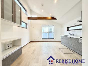 三鷹市大沢４丁目の新築一戸建の画像