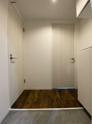 【玄関】 | ジュリアス中野