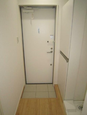 【玄関】 | メゾンボヌール新中野