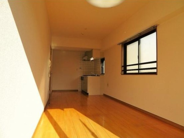 【居間・リビング】