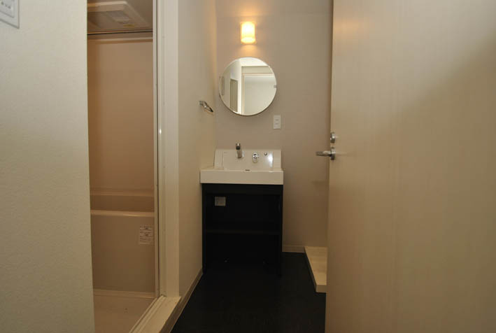 コルティーレ世田谷の洗面所|スペースが確保できる洗面所です
