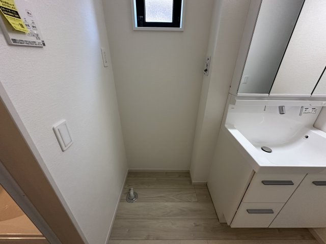 神戸市西区玉津町水谷新築戸建3号棟のランドリースペース
