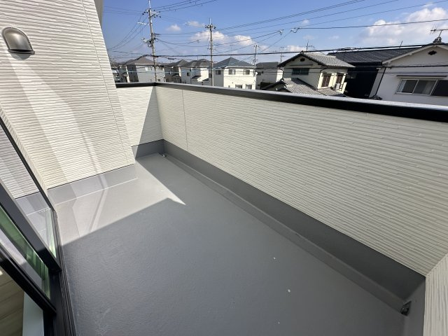 神戸市西区玉津町水谷新築戸建3号棟のバルコニー