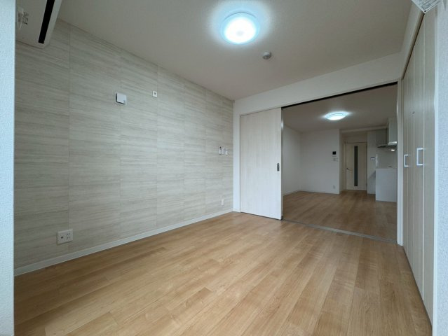 【洋室】 | クレアール高槻赤大路