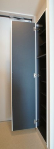 リブリ・エスポワールの玄関