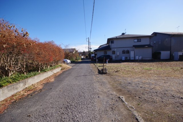 宇都宮市新里町丙　土地　予約済の前面道路含む現地写真