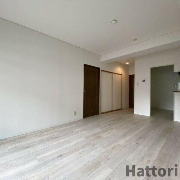 レスカーラ緑地公園の居間・リビング