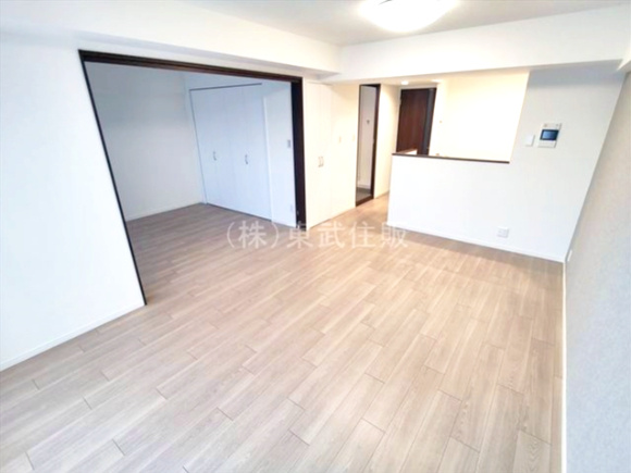 【居間・リビング】の画像