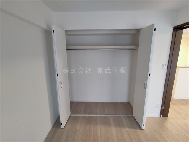 【収納】 | ライオンズガーデン狭山祇園 | 洋室6.0帖収納