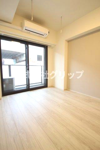 RELUXIA横濱元町の洋室