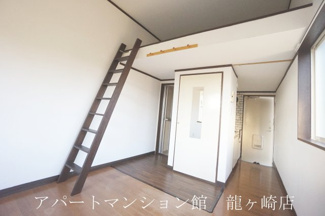 【内装】 | クレスト