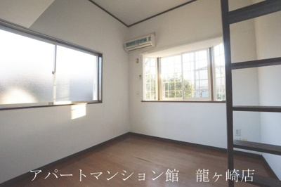 【居間・リビング】 | クレスト