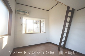 【居間・リビング】 | クレスト