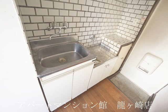 クレストのキッチン