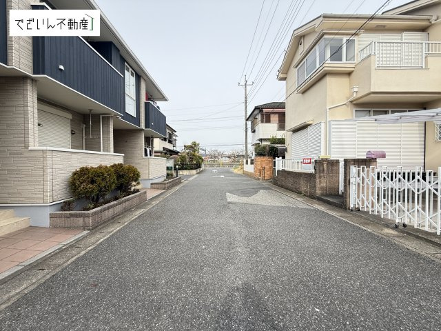 【前面道路含む現地写真】 | 久喜市栄1丁目　中古住宅   | 現地(2026年3月撮影)