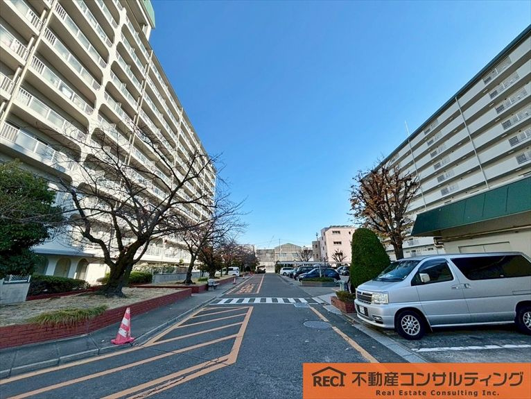 西宮グリーンマンション2号館の駐車場