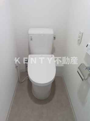 【トイレ】 | アクティ目黒駅前１号棟 | 落ち着いた色調のトイレです