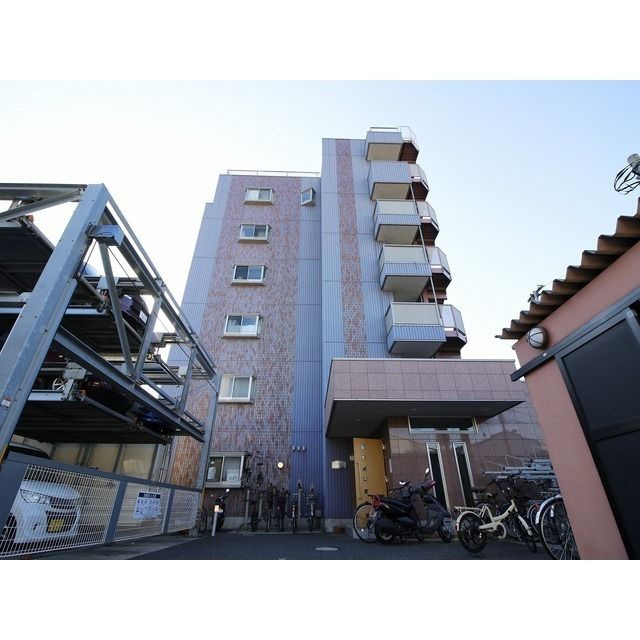 アンプルールフェール CREDO KAWAGUCHIの外観