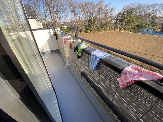 所沢市下安松 全11棟のバルコニー