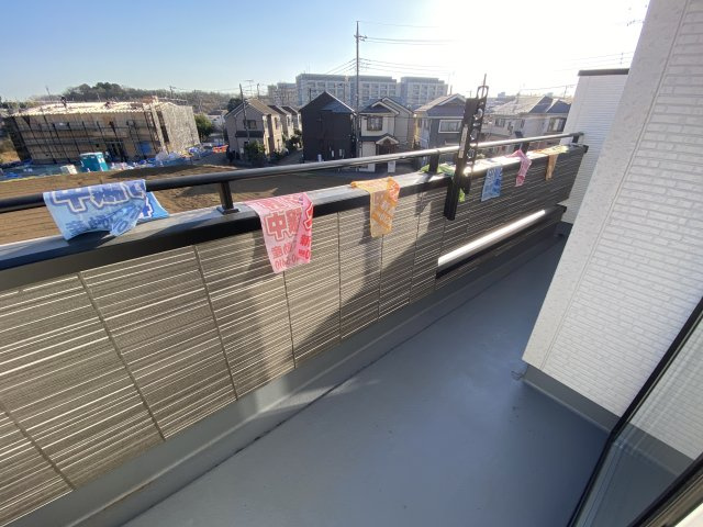 所沢市下安松 全11棟のバルコニー