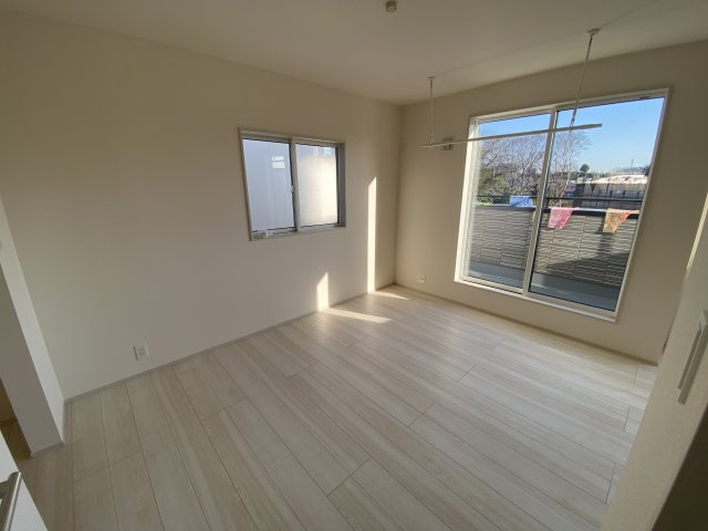 所沢市下安松 全11棟の洋室