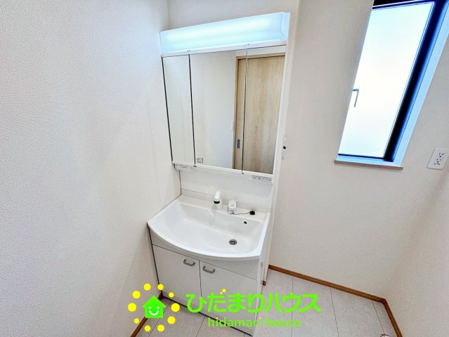 久喜市青毛１丁目6番　新築一戸建て　Dの独立洗面台