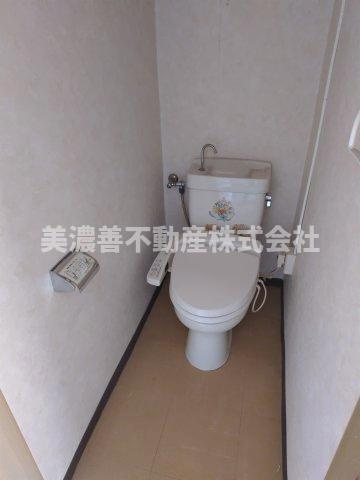 ６６２７３　メゾンファミール岐阜のトイレ