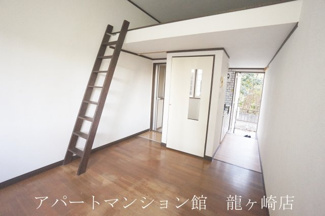 【内装】 | クレスト