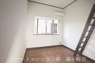 【居間・リビング】 | クレスト