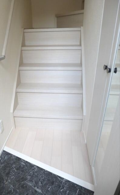 サンラシーネの玄関