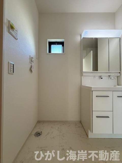 茅ヶ崎市柳島2丁目　新築戸建　全２棟のランドリースペース|洗濯機置場