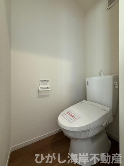 茅ヶ崎市柳島2丁目　新築戸建　全２棟のトイレ|洗浄機能付きお手洗い