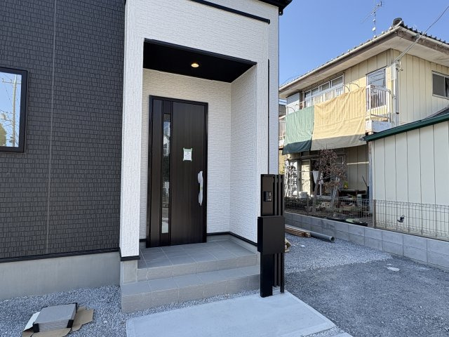 【玄関】 | 熊谷市肥塚　GRAFARE 新築戸建　全1棟
