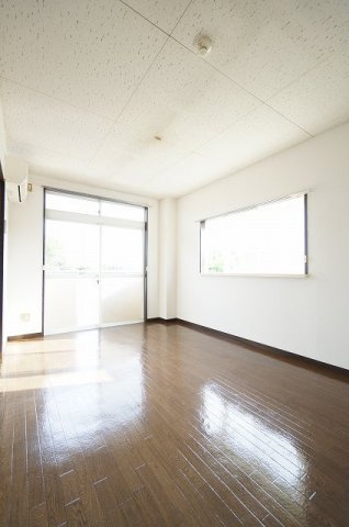 ベル・コモンズの居間・リビング