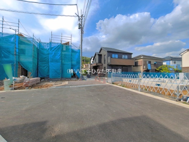 祝成約済み　八王子市　石川町　新築戸建て　７期の前面道路含む現地写真|～仲介手数料無料☆八王子ひなた不動産～　八王子市石川町　新築戸建て