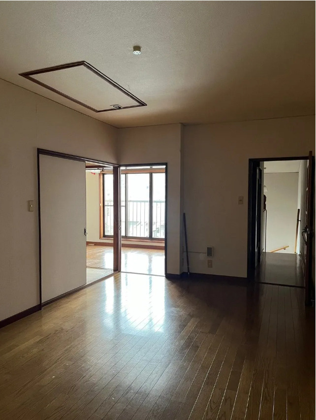 花園テナントの居間・リビング