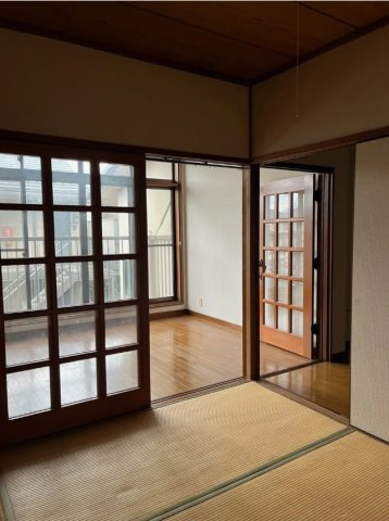 花園テナントの和室