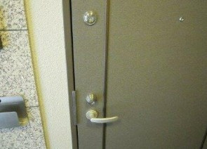 【セキュリティ】 | ロイヤルライオンヴィレッジＰＡＲＴ６