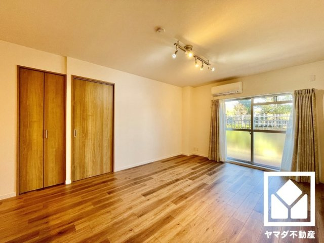 ルミエール桂川の居間・リビング