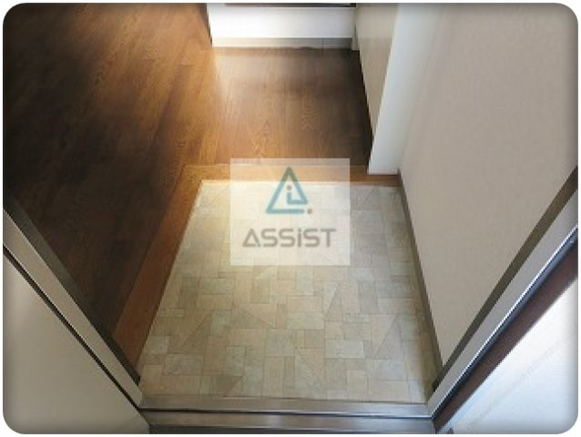 ファミールシマダの玄関