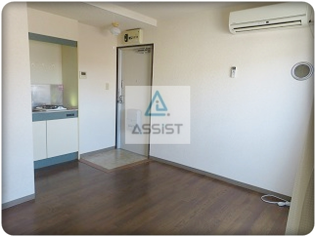 ファミールシマダの居間・リビング