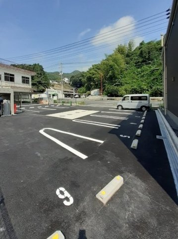 ＭＧハウスの駐車場